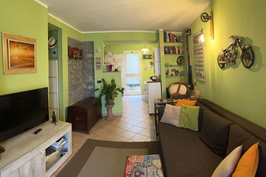 דירות סרזאנה Le Rose , Relax In Casolare Del 1700 מראה חיצוני תמונה